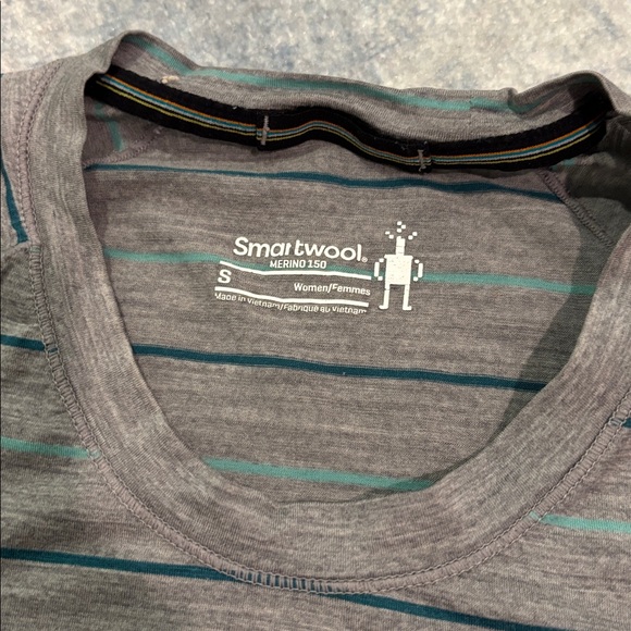 Women’s Smartwool merino wool 150 tee size S gray green stripes - Picture 2 of 6